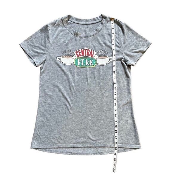 Friends Central Perk Gray Short Sleeve T-Shirt Medium - Picture 10 of 11